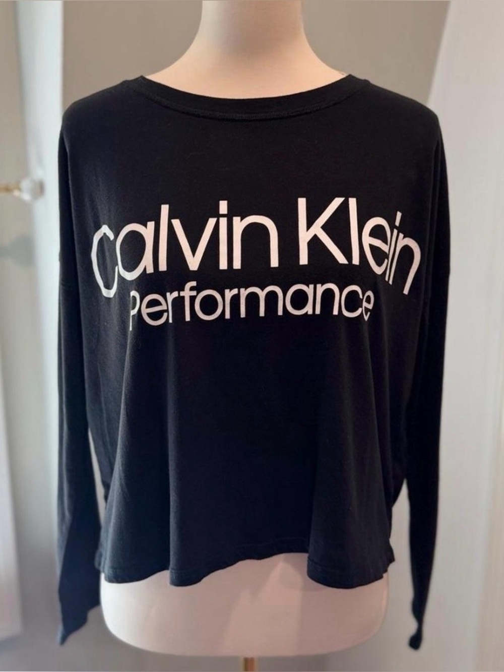 Calvin Klein Performance Black Logo Crop Long Sleeve Top | Size Large